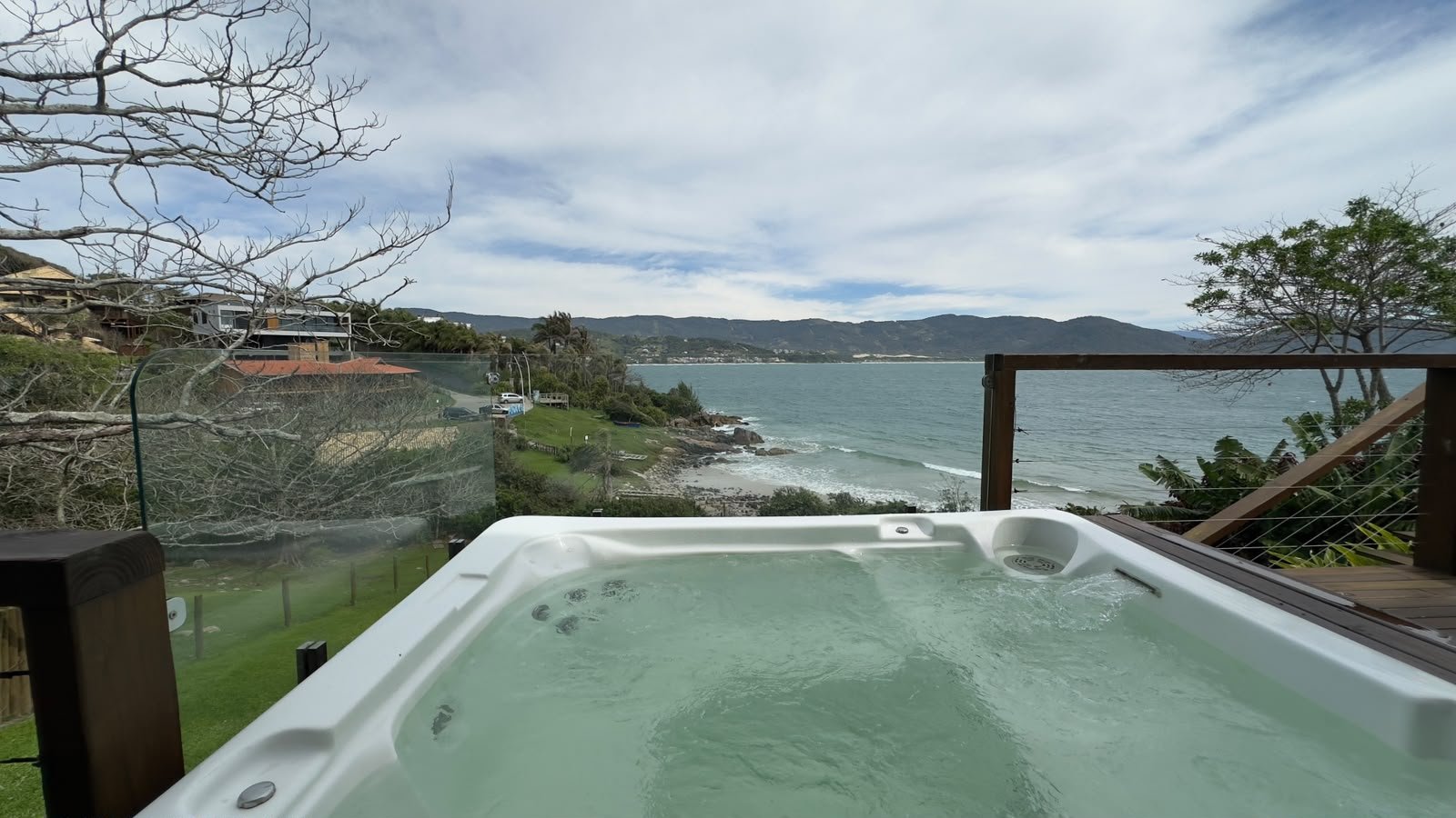 Casa Alto Padrão com Vista para o Mar — Praia da Vigia — foto 3